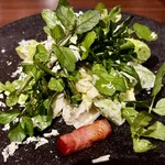ワカヌイ グリル ダイニング バー 東京 - 無農薬野菜のシーザーサラダ