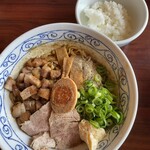 豊潤煮干醤油一生麺a.k.a.ラーメン森 - ソースいりこ900円ライス付