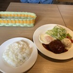 かかし - 煮込みトマトソースのハンバーグプレート