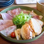 八郷蒸溜所 ビジターセンター - 2025.3 BARREL SMOKE プレート（1人前 1,400円）