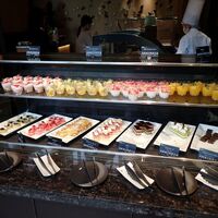 ブッフェアンドカフェ スロープサイドダイナー ザクロ - 