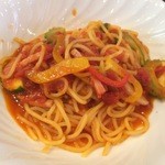 サンティノ - 夏野菜とベーコンのトマトソーススパゲティー　950円