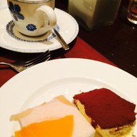 サバティーニ・ディ・フィレンツェ 大丸東京店 - ティラミスと白桃ケーキと紅茶
