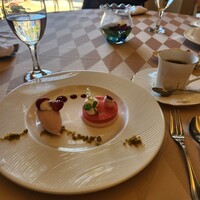 ラ・ローゼブランシュ薔薇舘 - 