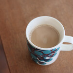 MUI - ドリンク写真:デカフェのカフェオレ（アイスもあります）