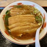 中華料理 萬彩 芽室店 - チャーシュー麺