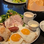 ベーカリー&レストラン沢村 - 