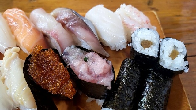 Edo Mae Marufuku Sushi photo 3