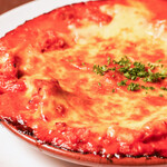 ユメ デ サカバ - 名物ぐつぐつラザニア