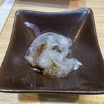 國枝鮮魚店 - のれそれ（穴子の稚魚）はサービスで