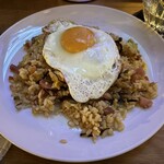 NEO SHOT BAR　深海の洞窟 - 卵とレタスのチャーハン