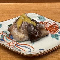 鮨 花車 - 
