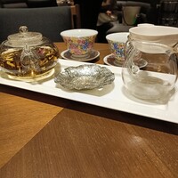 カントニーズ 燕 - 