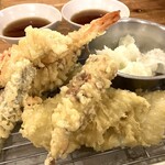 海鮮屋台 おくまん 神戸三宮店 - 天ぷら盛合せ7種