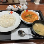 松屋 - マフェ　830円(税込)  ※松屋らしく、味噌汁付き