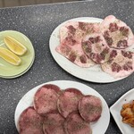 萩之茶屋鶴一 - 