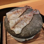 米倉 - 14.4月　車海老の酒盗漬けの石焼