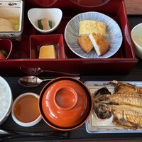 日本料理 初海 - 