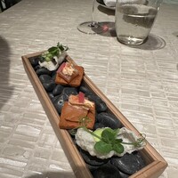 ベージュ アラン・デュカス 東京 - 