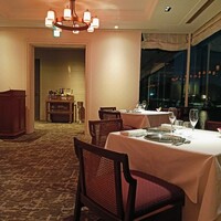 レストラン 花の木 - 店内