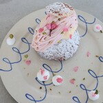 2KOTI - 【2025.04】ざくざくシュークリーム・さくらトッピング(税込800円)