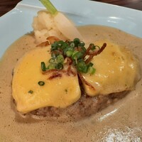 旬菜ステーキ処 らいむらいと - チーズハンバーグ２００グラム