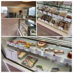 MONSIEUR - 味の異なるクリームが詰まった色とりどりのエクレア、フィナンシェ、タルト、ホールケーキが並びます。