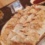 餃子屋 東天紅 黒崎 - 