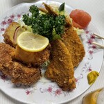 辰巳軒 - ハムカツ2個　アジフライ2個