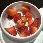 眞善美 - 杏仁豆腐　あまおう