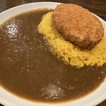 欧風カレー専門店 ゴールデンカップ - 春キャベツメンチカツカレー  大辛