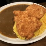 欧風カレー専門店 ゴールデンカップ - 一番人気のチキンカツカレー！