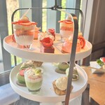 ザ ラウンジ＆バー - 2段タワー