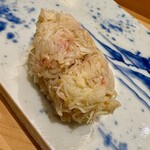 鮨 銀座おのでら 弟 - ズワイガニの脚も身もミソの全て入っている贅沢な蟹