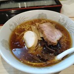 満福食堂 囲和味茶屋 - 醤油ラーメン