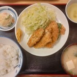 むらこし食堂 - アジフライ定食。サックサク。
