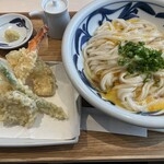 讃岐うどん みやの家 - 釜玉うどん　華天ぷらセット
