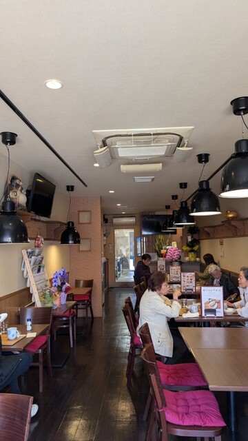 Cafe Tonton photo 3