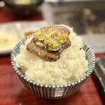 焼肉 5番街 - 大ライスと上ねぎタン塩