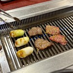 焼肉 5番街 - ロース焼き