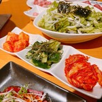 大衆炭火焼肉ジンギスカン ホルモン酒場 風土. - 