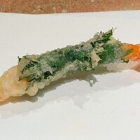 天ぷら 大坂屋 草哲 - 海老の大葉巻き