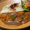 【カレー専門店】円山教授。
