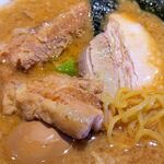 煮豚月見うどん - 角煮ばんから＋煮卵,東京豚骨拉麺 ばんから 安城店(愛知県安城市)TMGP撮影
