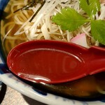 山形十割そば処 紅 - 冷たい和風スープ