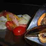 aura dining - 前菜　おしゃれな盛り付け