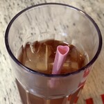 デモデヘブン - よく見るとストローがハート型