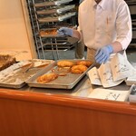 塩パン屋 パン・メゾン - 