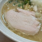 旋 - 低温調理した鶏胸肉チャーシュー