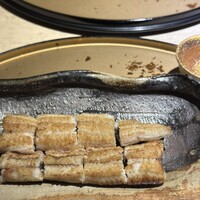 うなぎ 目白ぞろ芽 - 白焼は日本酒と良く合う